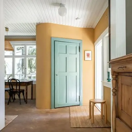Apartment Asunto Kauniissa Puutalossa, P-paikka